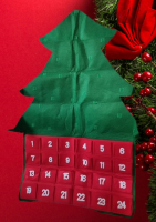 Adventskalender aus Filz – Weihnachtsbaum mit...